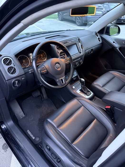 Volkswagen Tiguan 2016 VIN WVGRV7AX5HK009382 фото оголошення 9 з 15