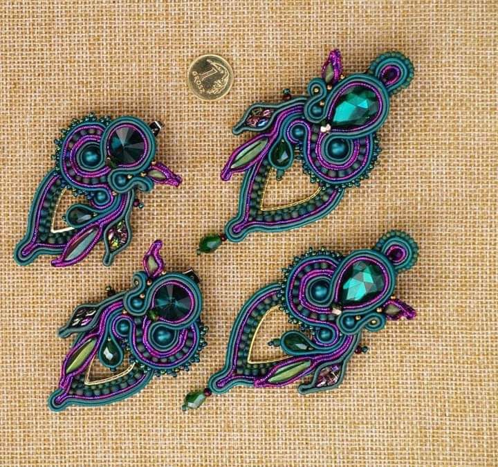 Zielone kolczyki sutasz