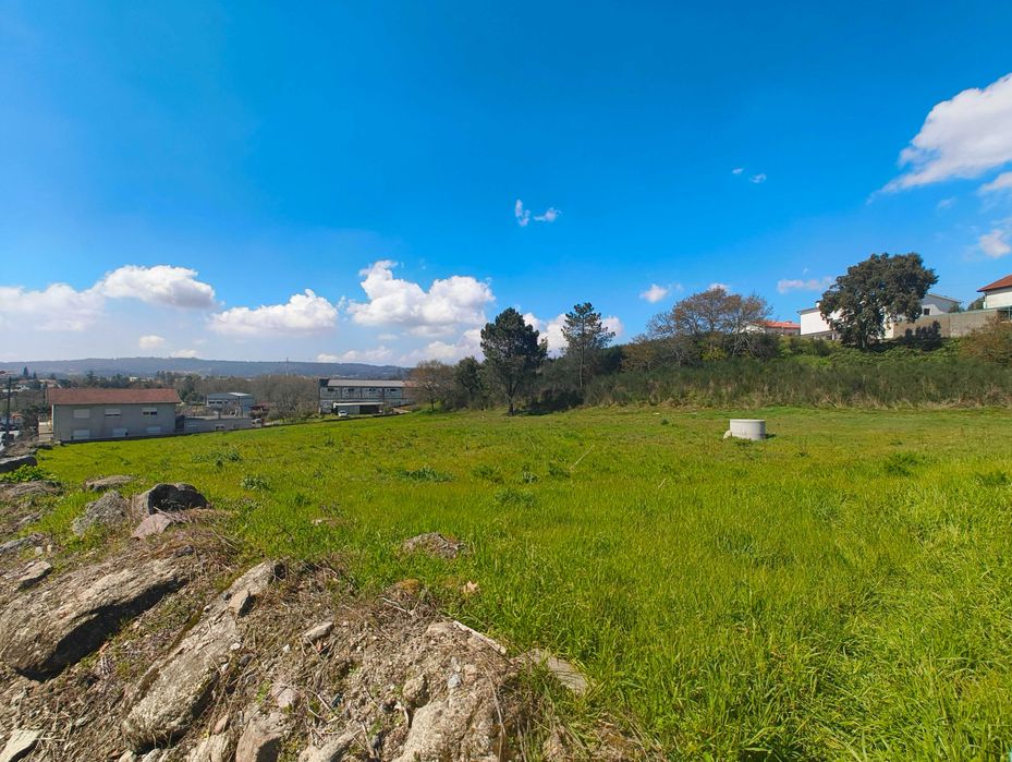 Terreno - 4500m2 - 2km do centro (vender, alugar, permutar)