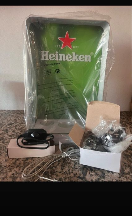 Luminoso Heineken de Garrafas