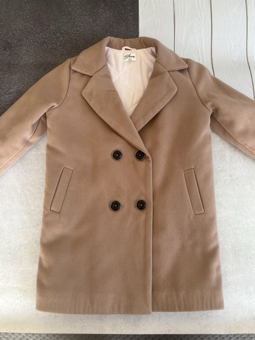 Пальто для дівчинки