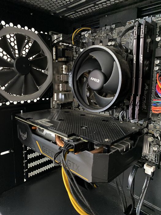 PC Gaming – GTX 1660 SUPER / Ryzen 3 / 32GB RAM / SSD + HDD 1.5TB64741167776130121