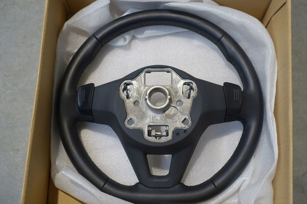 vw golf viii 8 kierownica łopatki igła jak nowa