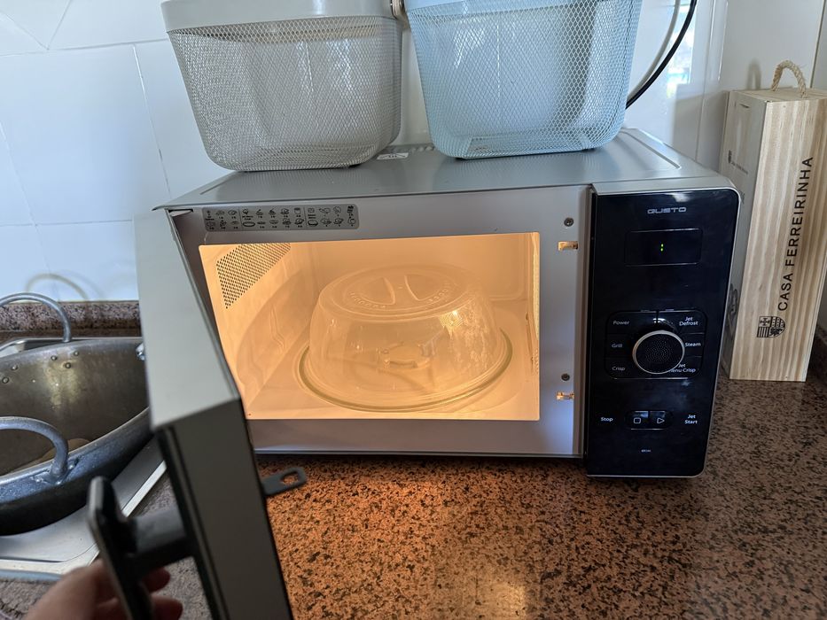 Microondas em excelente estado