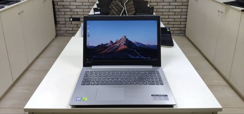 Ноутбук Lenovo IdeaPad 330-15IKB (i3-7020U | 16Gb | 2000Gb HDD | GeForce MX110 2Gb)