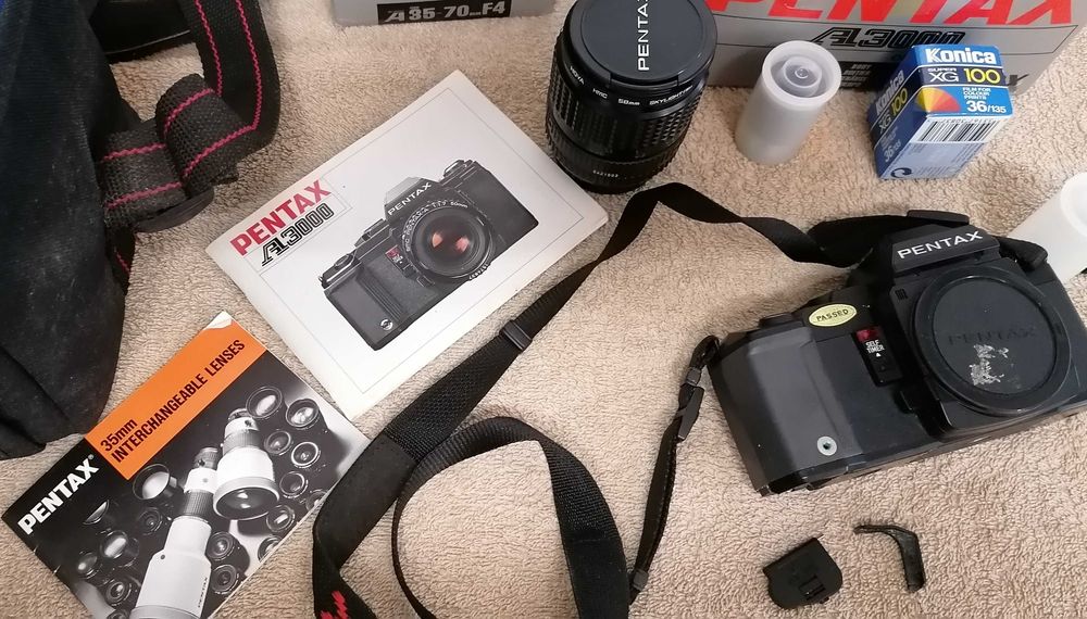 Maquina fotográfica reflex, PENTAX A3000, todo o lote