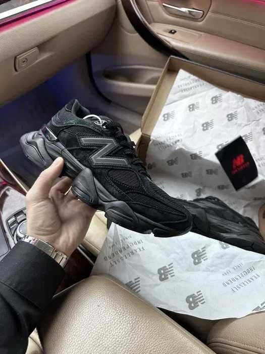 Кроссовки Мужские New Balance 9060 TRIPLE BLACK/Кросівки Нью Беланс