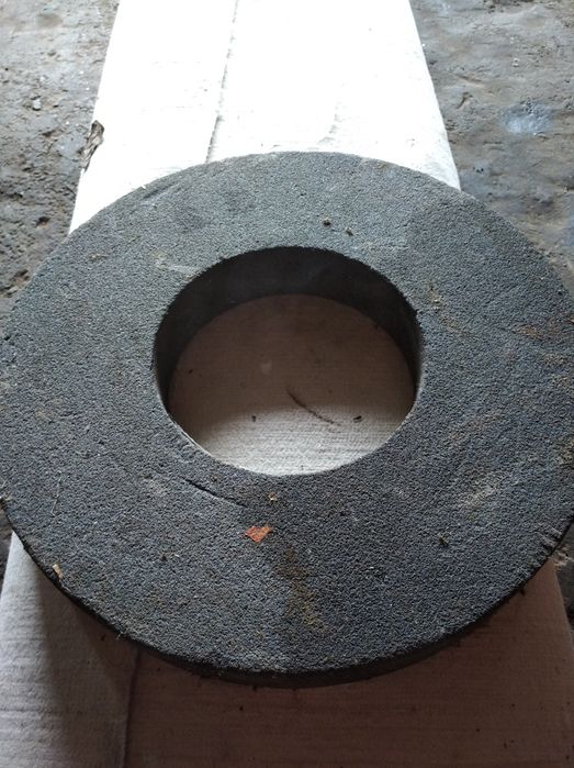 Круг абразивний ,в гарному стані.