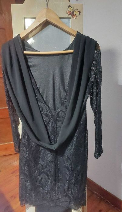 vestido preto em renda