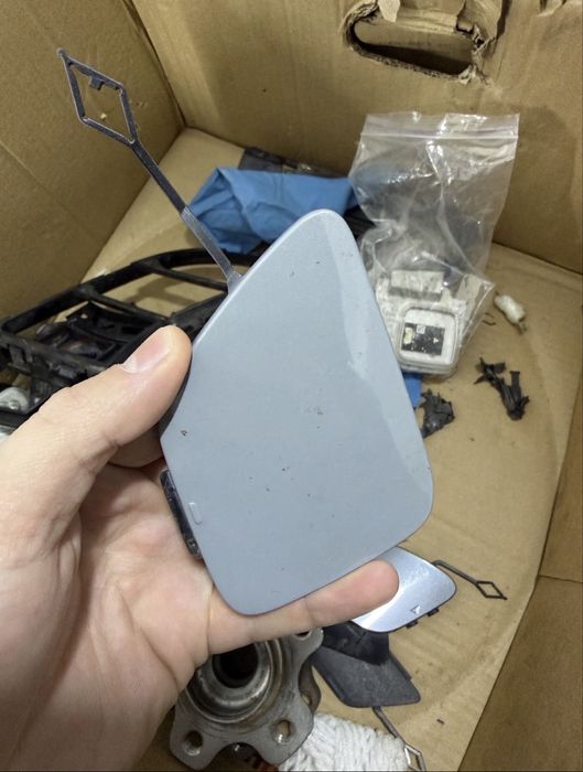 Заглушки,кришка бачка,bmw