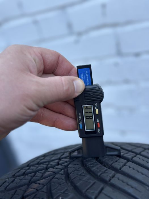 Всесезонні шини‼️Goodyear Vector4seasons 104V 225/60 r18 8мм 2023рік