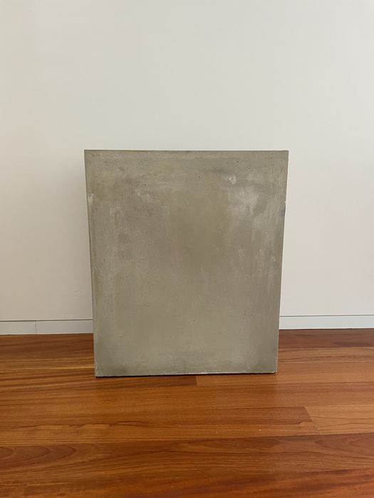 Floreira em resinpietra - 72x60x25cm