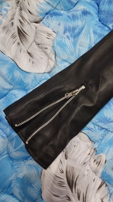 Кожаная косуха, рок, панк, с шипами