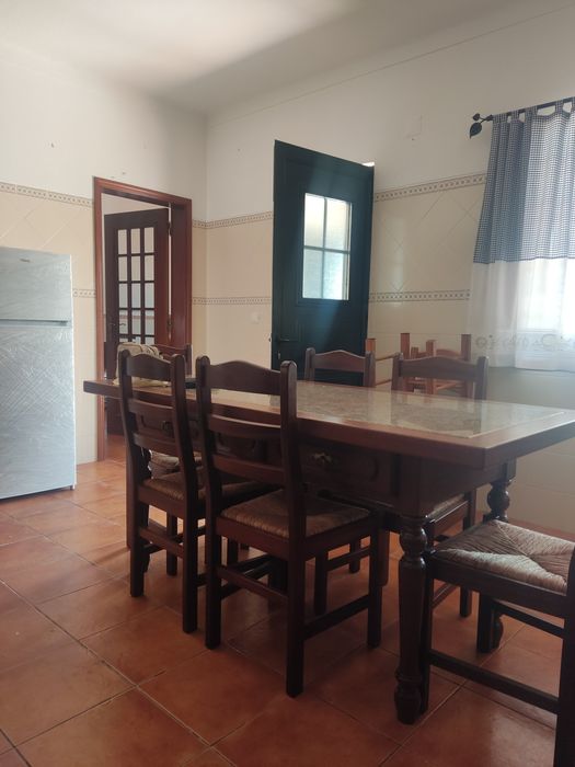 T2 + 1  95m2 úteis 163m2 brutos