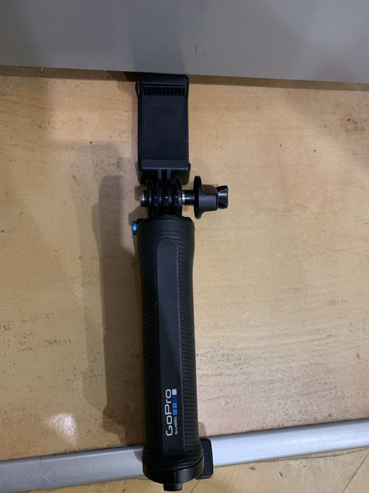 Gopro монопод идеал.