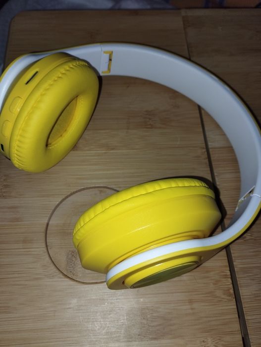 Навушники бездротові,подарунок дівчині , подарунок підлітку