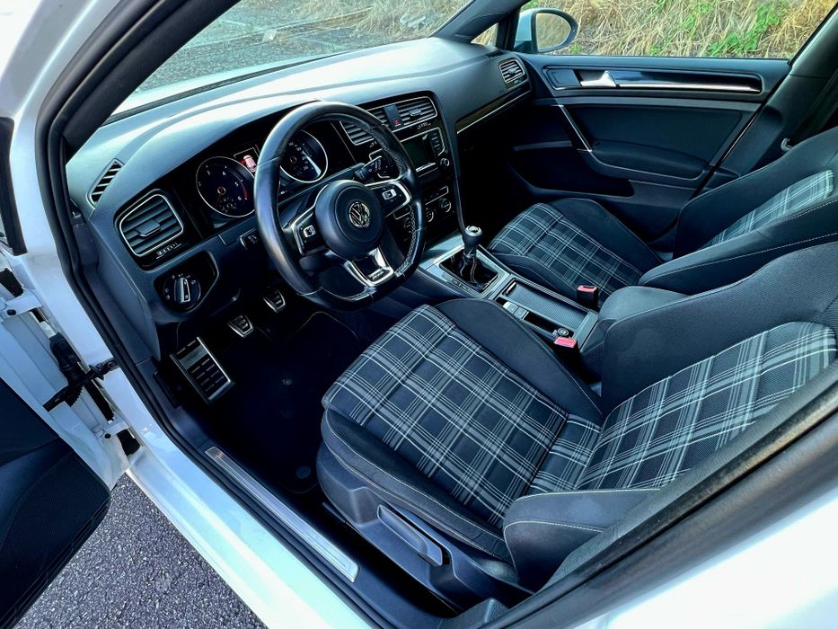 Volkswagen Golf — fotografia 8