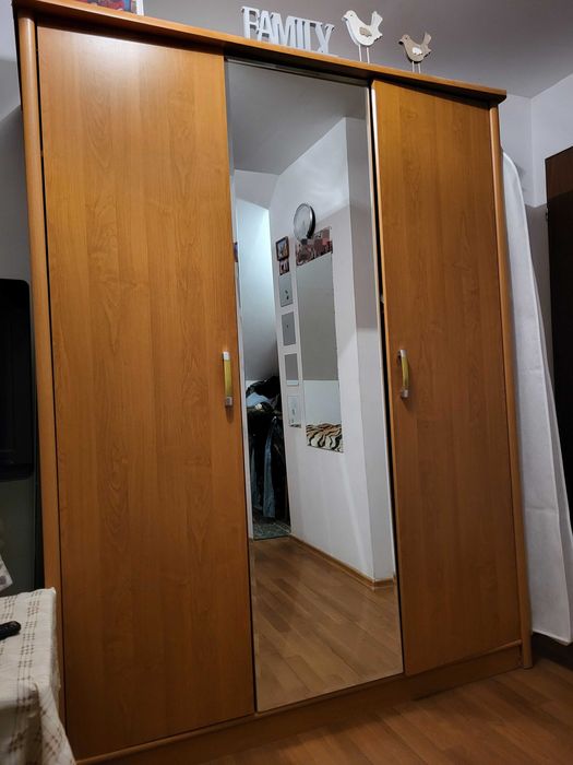 Szafa z lustrem 150×200