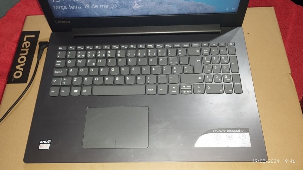 Portátil Lenovo Idealpad 320