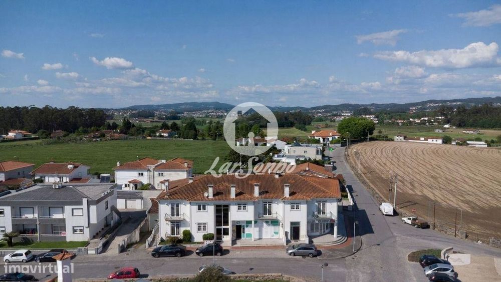 Apartamento T3 com garagem fechada em Cavalões, Vila Nova de Famalicão — Gondifelos, Cavalões E Outiz, Braga