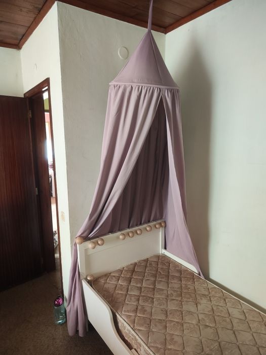 Cama Infantil Extensível IKEA SUNDVIK Branca + Colchão + OFERTA Dossel e Luzes