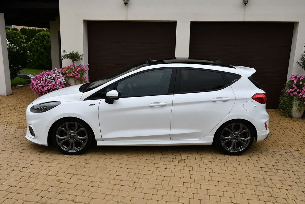 Ford Fiesta AUTOMAT ST Line B@O full led panorama