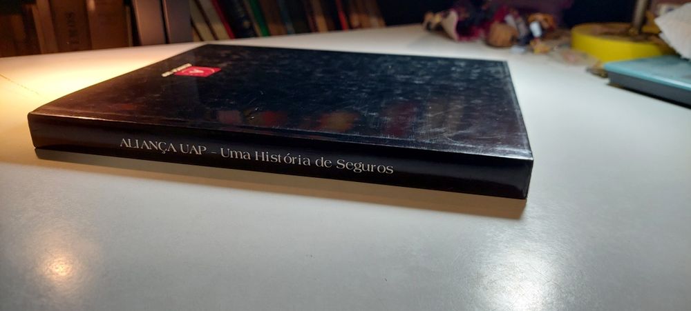 Aliança UAP, Uma História de Seguros (1995)