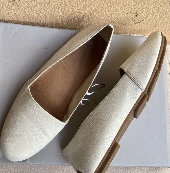 Мокасины белые , размер 37,2, кожаная стелька