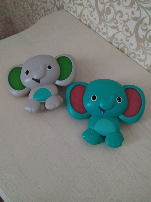 Слоник Fisher Price Музична розвиваюча інтерактивна іграшка для малюка