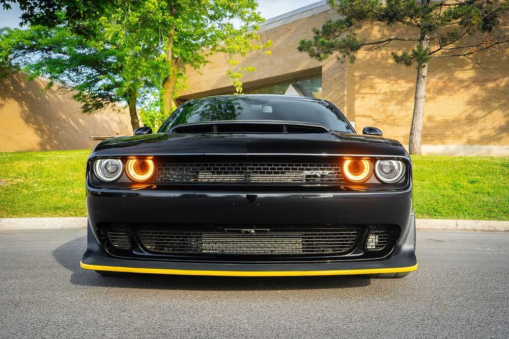 Dodge Challenger SRT Hellcat      2017