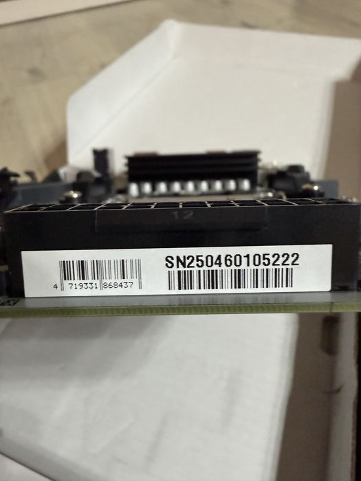 Нова материнська плата Gigabyte b840m Ds3h