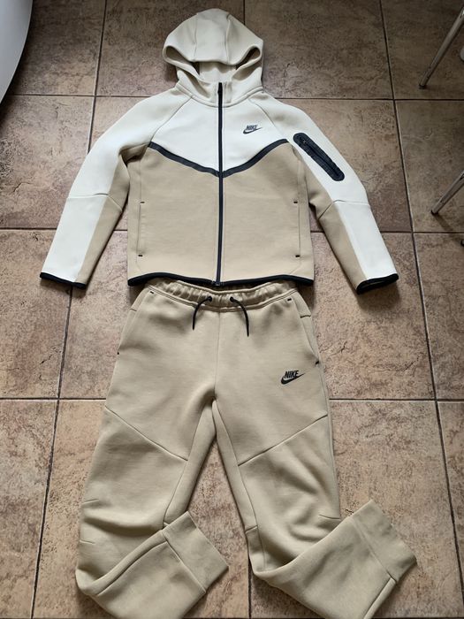Костюм Nike Tech Fleece. 147-158. Xs