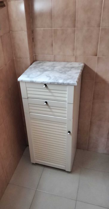 Móvel arrumação casa de banho