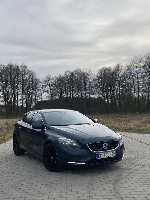 volvo v40 2014 d4 235km