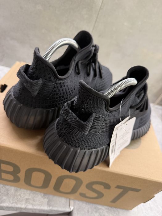 Adidas teezy 350 boost