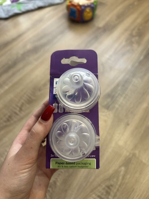 Соска силікована Philips ABENT Natural 3+