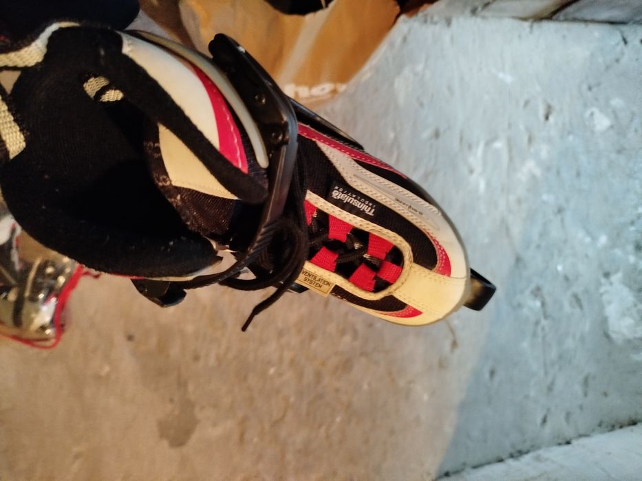 Łyżwy regulowane 34, 35, 36