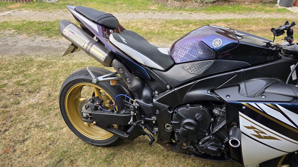 Yamaha R1 RN22 | Acrapovic