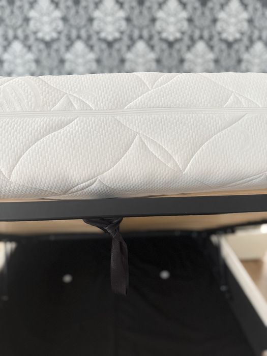 Łóżko do sypialni