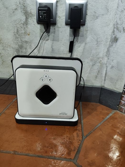 Esfregona Mopa irobot eletrónica autónoma