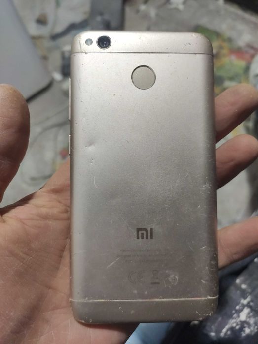 xiaomi redmi 4x 3/32 gb