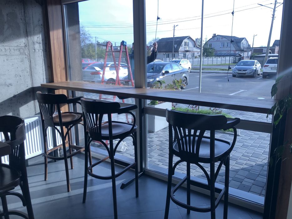 Стол высокий ///