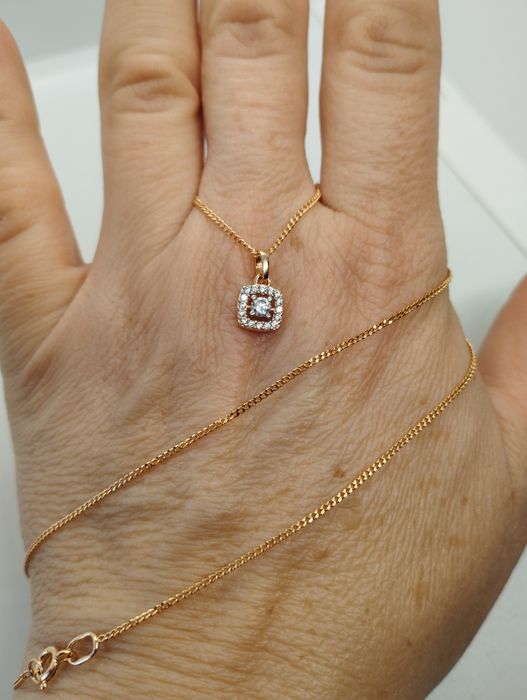 Золотая тонкая цепочка с кулончиком 45 см  1.52 грамма