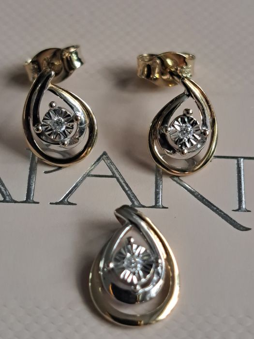 Złoty zestaw z diamentami Apart 375