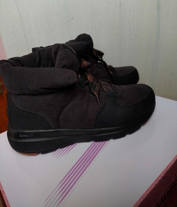 Skechers Glacial Ultra Trend Up, Жіночі кросівки 39р