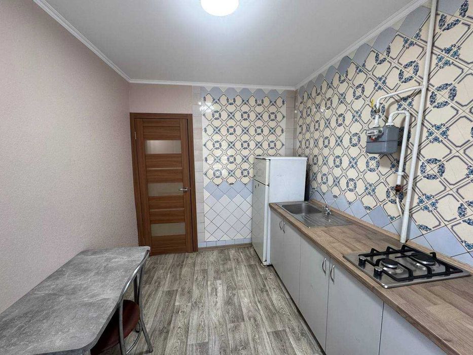 Продам 2к. квартиру на ж/м Тополя-2, буд. 35