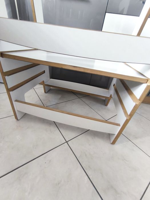 Kitchen helper duble dla rodzeństwa Tupi Wood