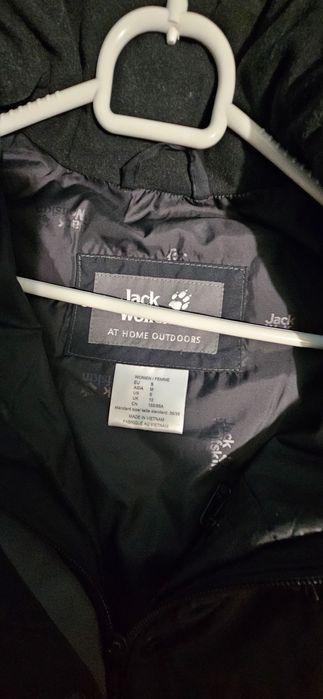 Płaszcz damski Jack Wolfskin czarny rozm S