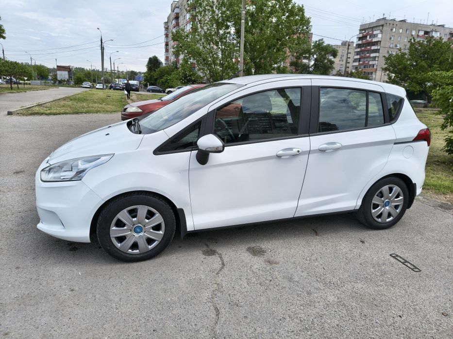 Ford B-max власник