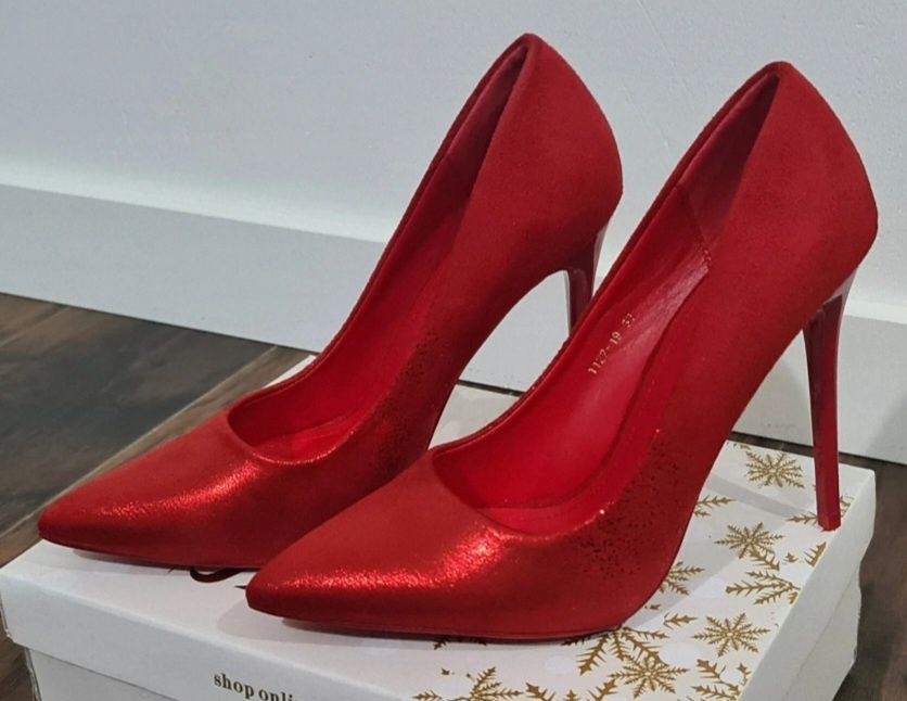 Czerwone szpilki Vices 37